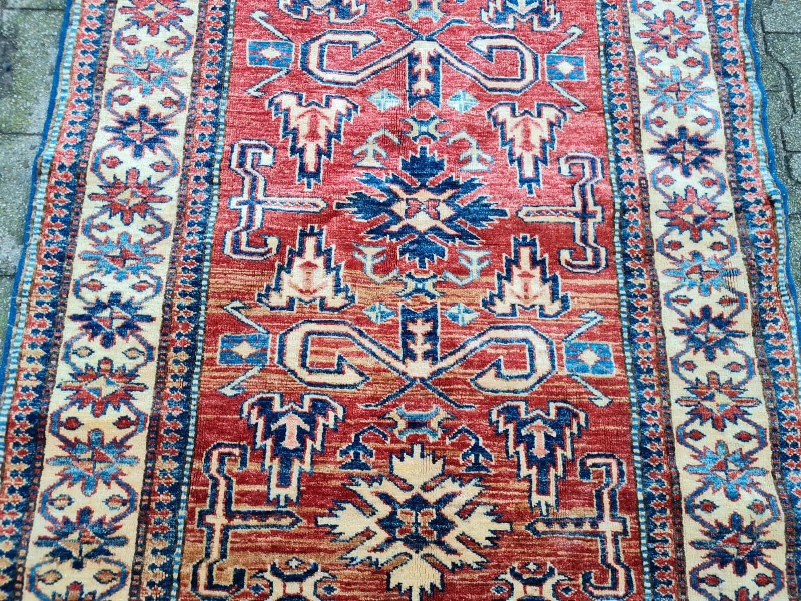 Handmade Caucasian Kazak rug 1990s tribal style

