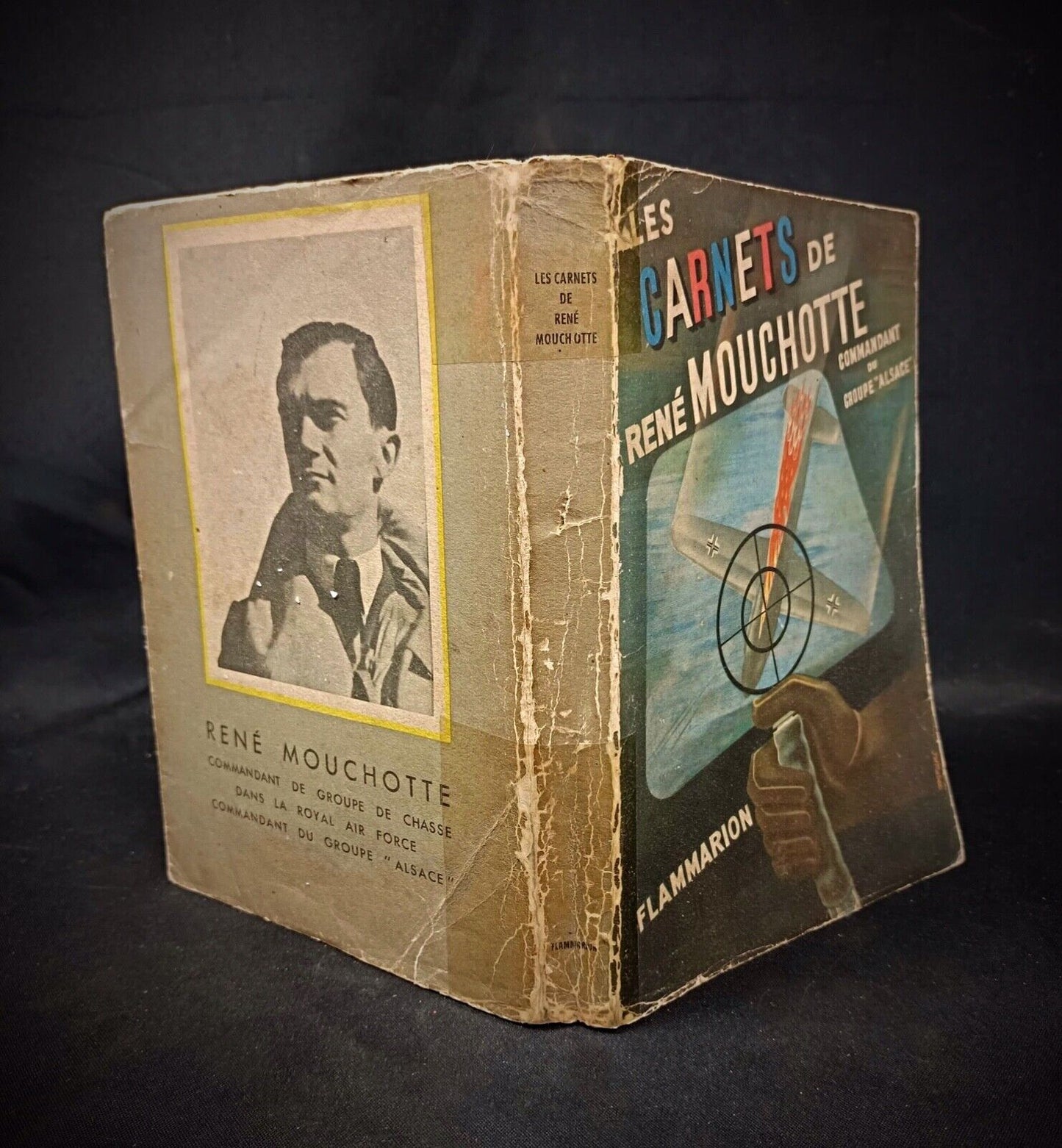Close-up of book cover – Les Carnets de René Mouchote original edition

