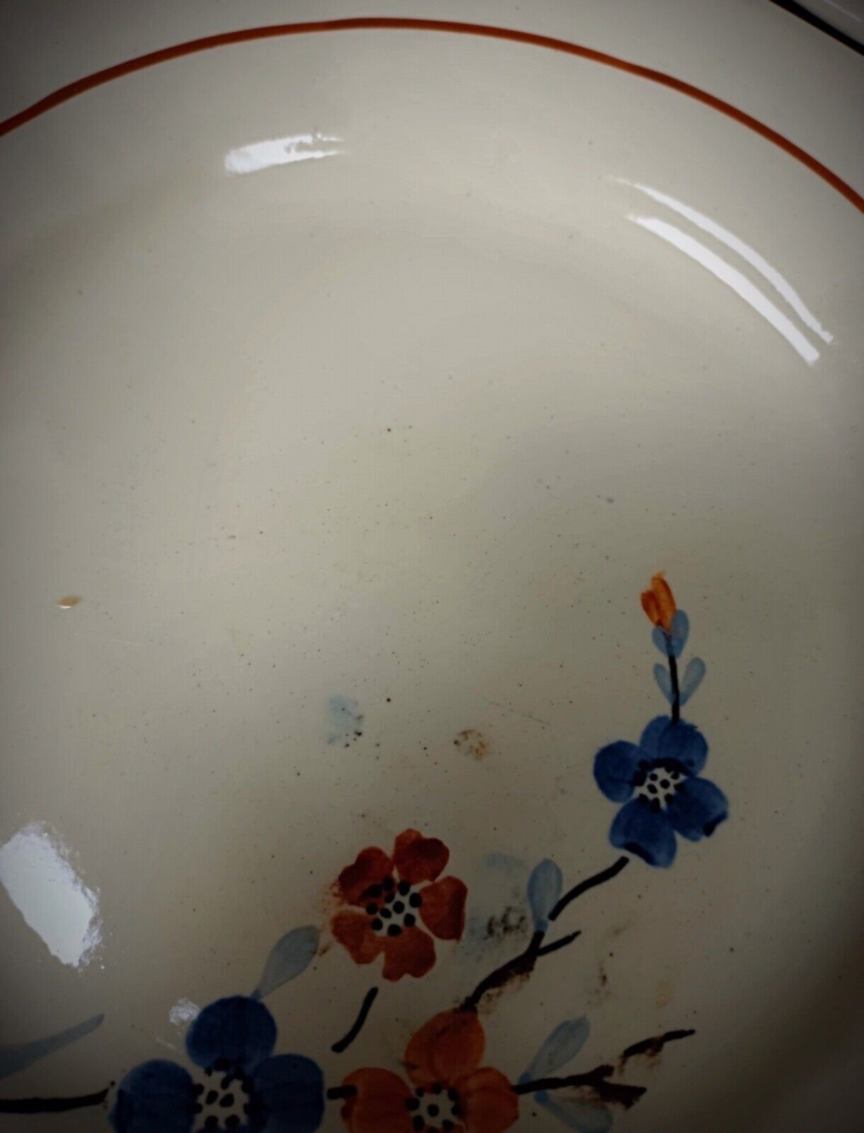 Backstamp view of Sarreguemines plate reverse

