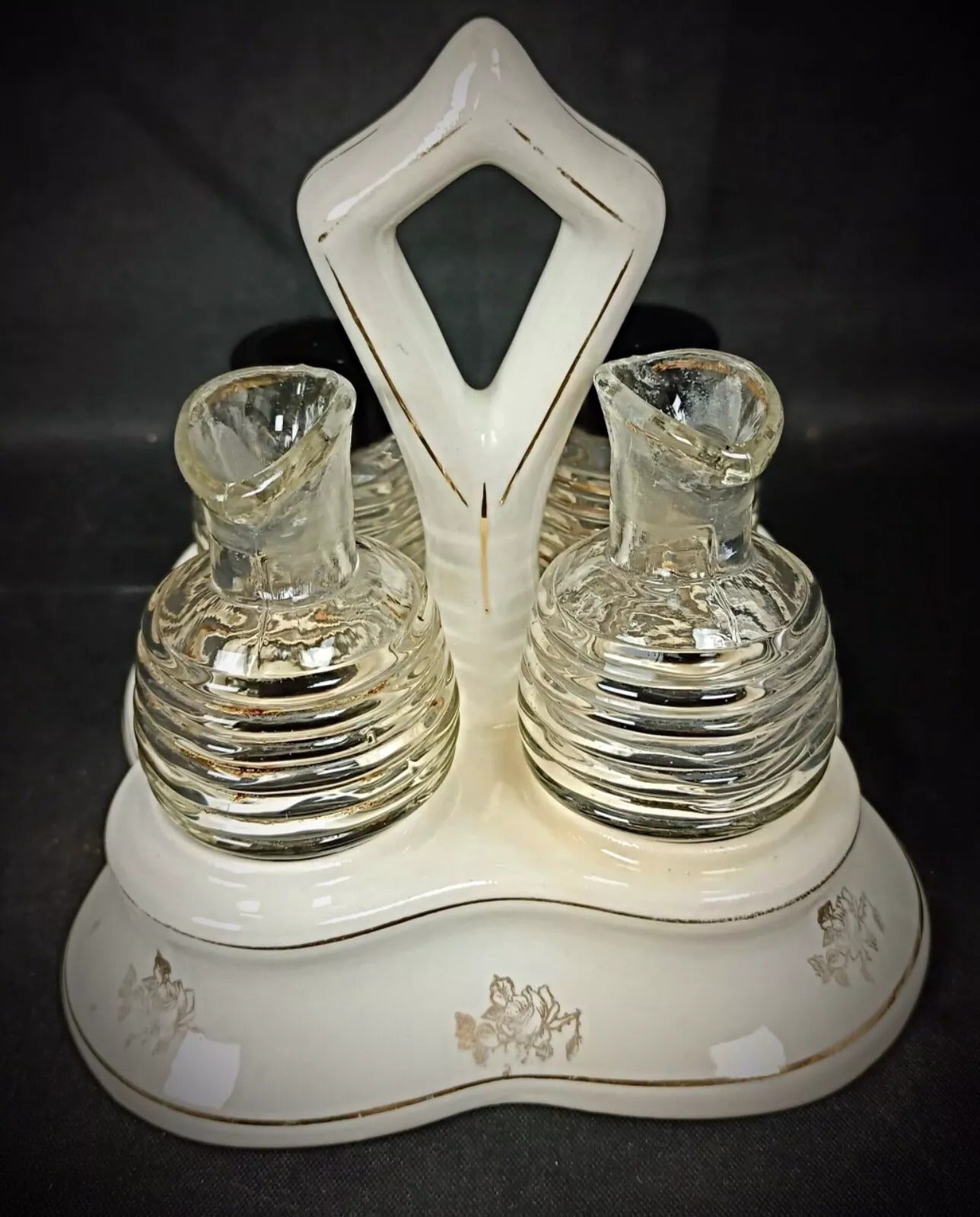 Salt and pepper shakers with floral patterns

