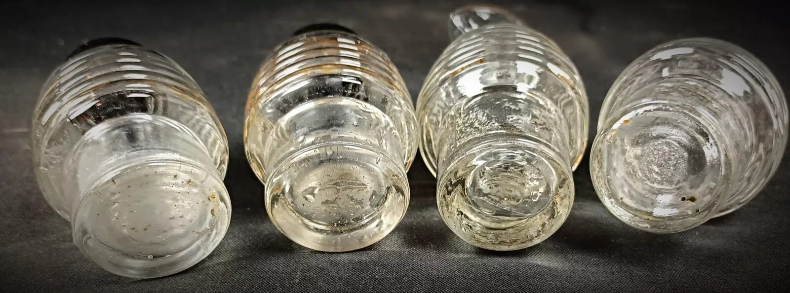 Set arranged as intended for table service

