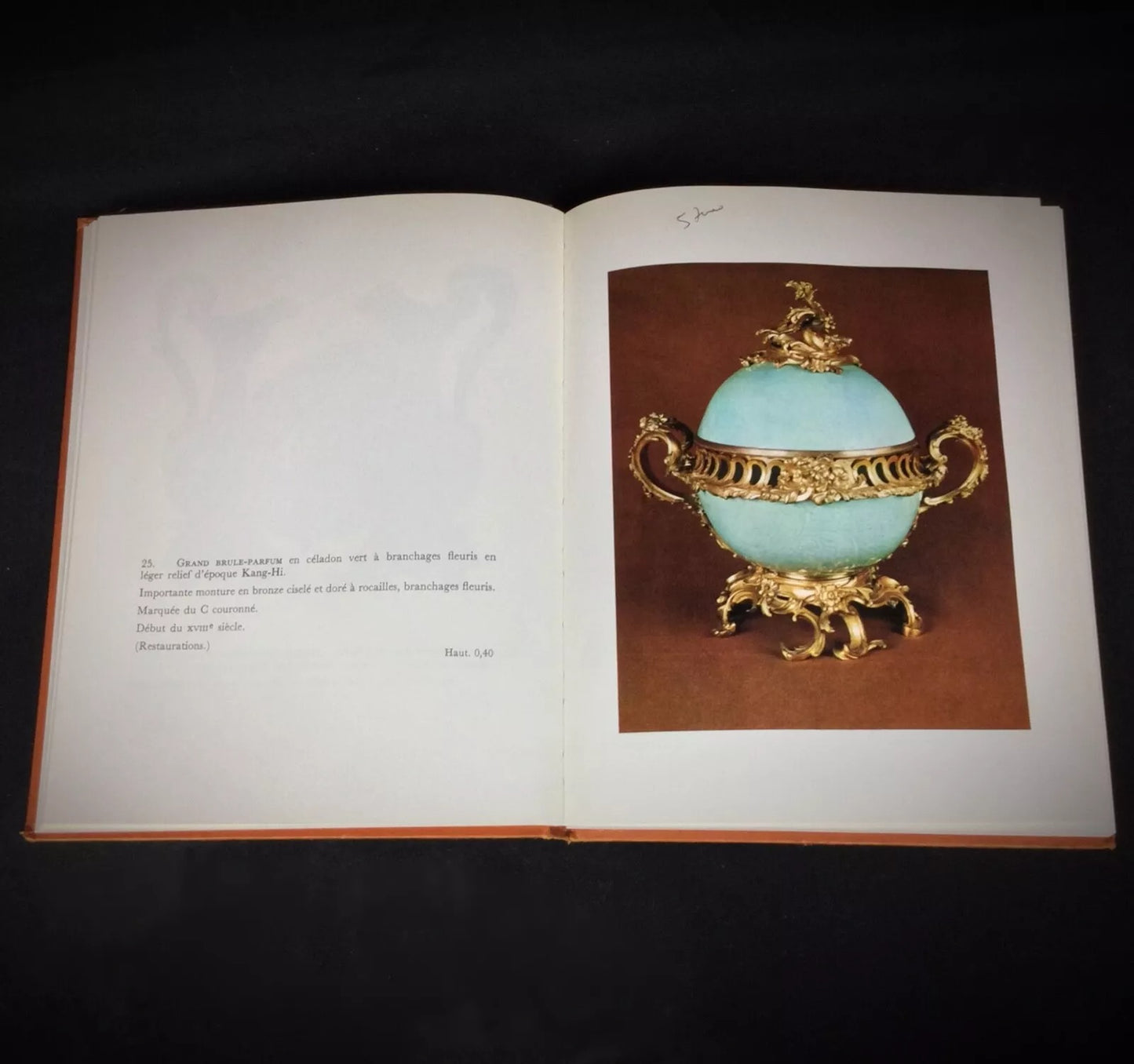 Close-up of cover wear and detailing

