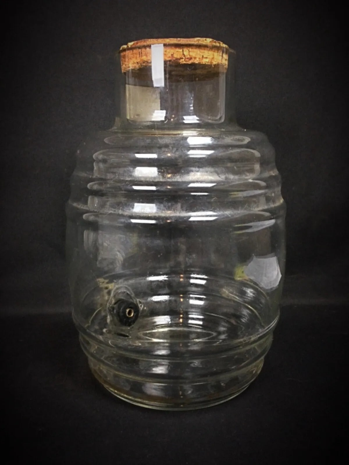 Metal faucet with slight oxidation details

