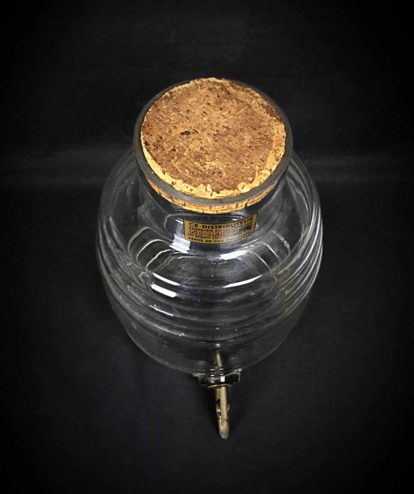 Overall height and proportion presentation

