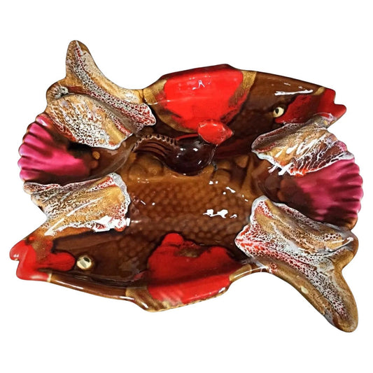 Top-down view of the Vallauris fish-shaped compartmentalized dish

