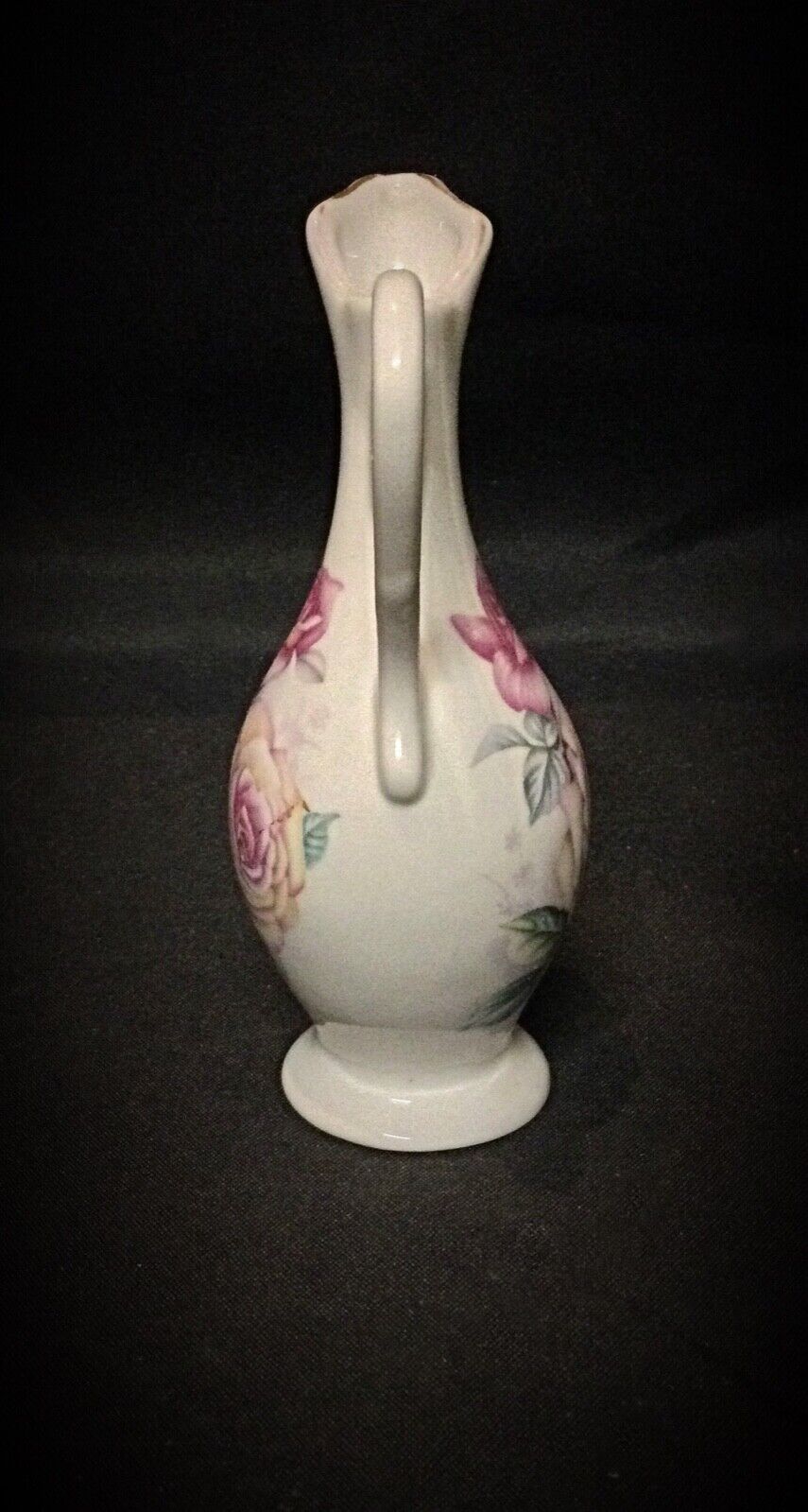 Close-up of faded signature on the base of a Tentsin Porcelain Hp vase
