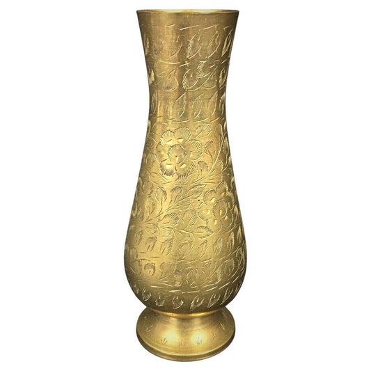 Hand-engraved gilded brass vase with Indian motifs
