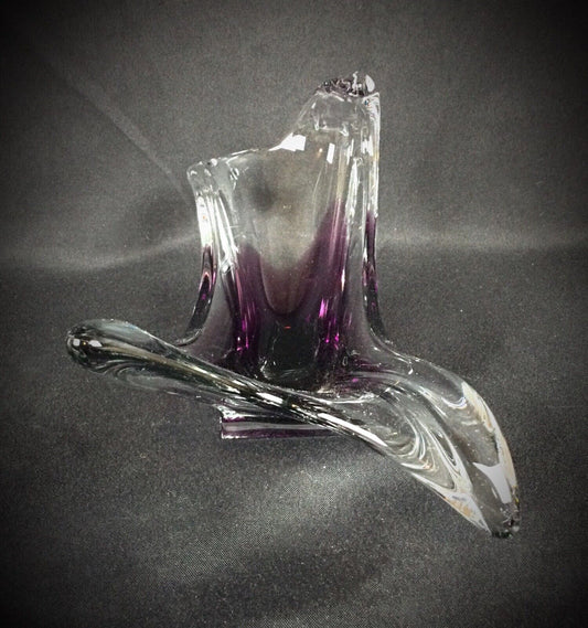 Elegant Murano-inspired decorative bowl
