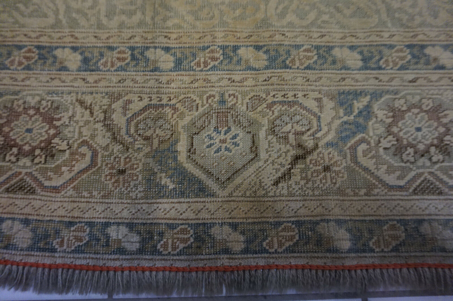  Side view of the Turkish Transilvania prayer rug highlighting its rectangular shape and size