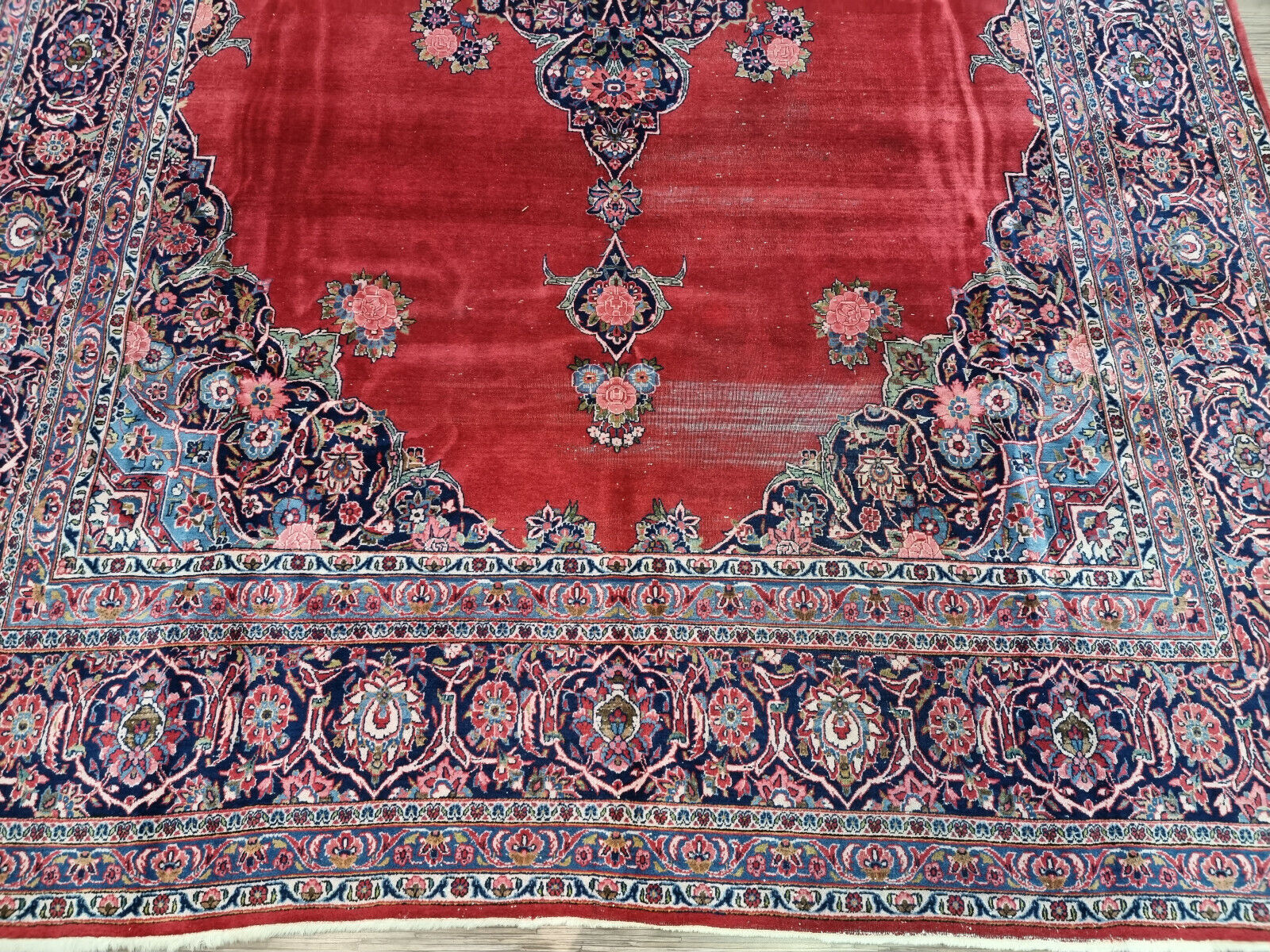 Intricate Floral Patterns on Handmade Antique Persian Kashan Rug - 1920s
