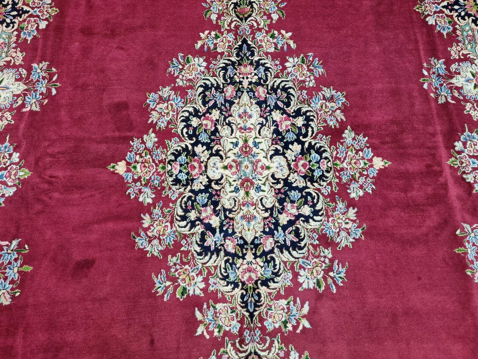 Close-up of wide border with multi-layered designs on Handmade Vintage Persian Kerman Rug - Detailed view highlighting the complex multi-layered designs of the rug's border.