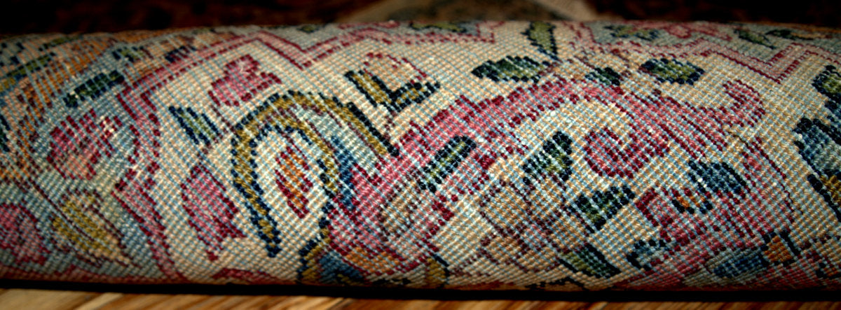 Handmade antique Persian Kerman rug 3.2' x 4.9' (97cm x 149cm) 1920s - 1B158