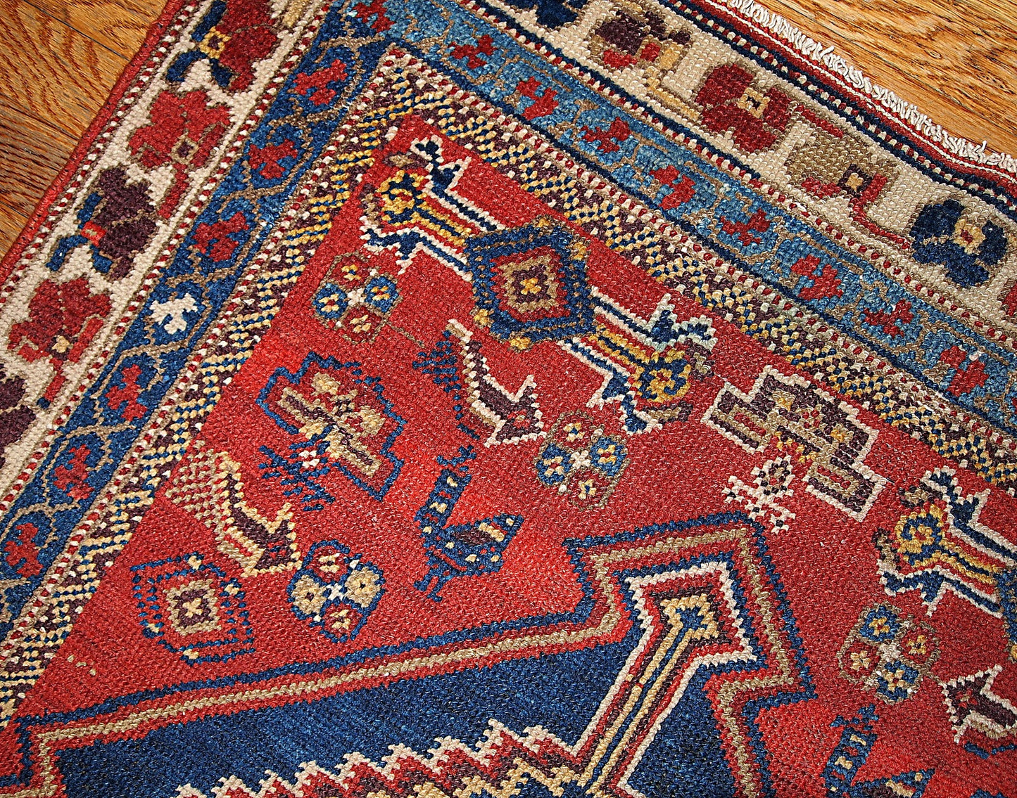 Handmade antique Persian Shiraz rug 3.2' x 5.9' (97cm x 180cm) 1920s - 1B223