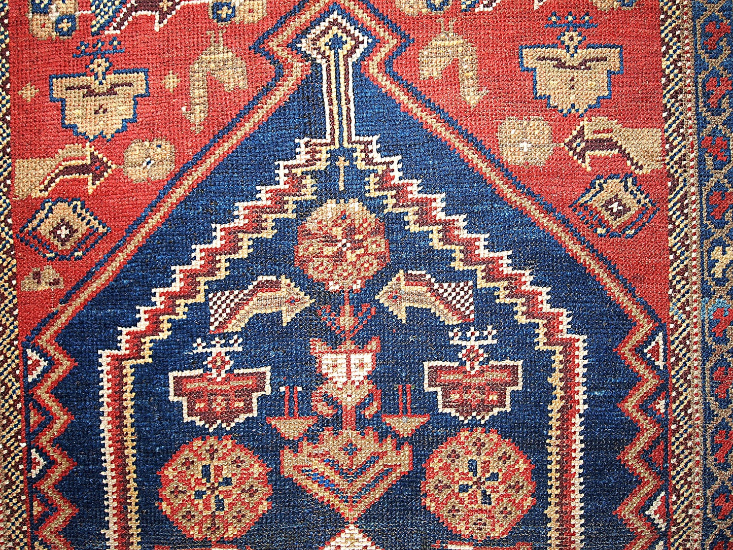 Handmade antique Persian Shiraz rug 3.2' x 5.9' (97cm x 180cm) 1920s - 1B223