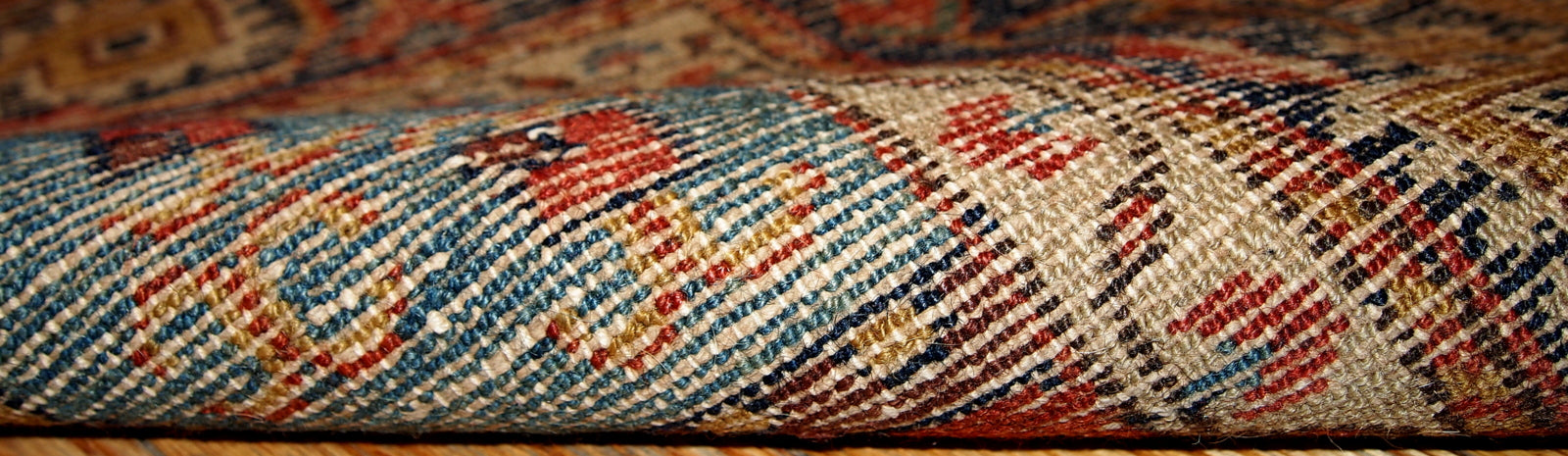 Handmade antique Persian Malayer rug 1920s