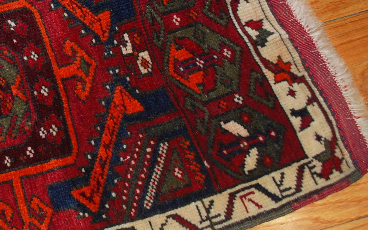 Antique collectible Turkish Yastik rug in original good condition, it is dated around 1890s. The rug made in combination of bright and dark colors. 