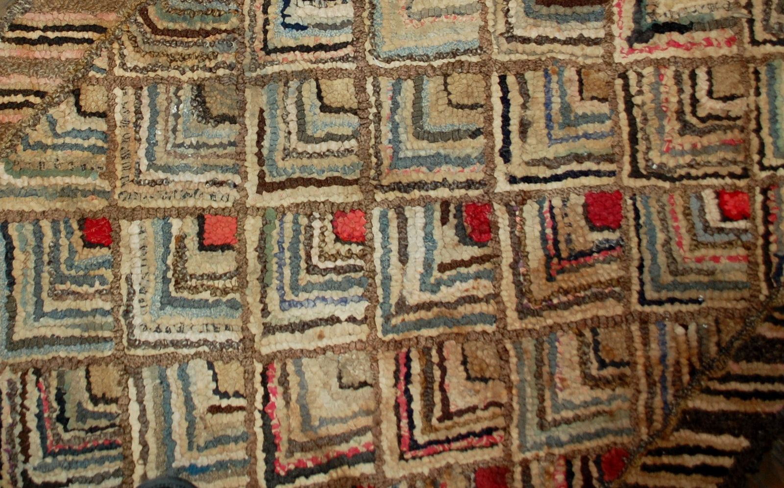 Hand made antique geometric American hooked rug in original good condition. The rug made in geometric design in the beginning of 20th century.