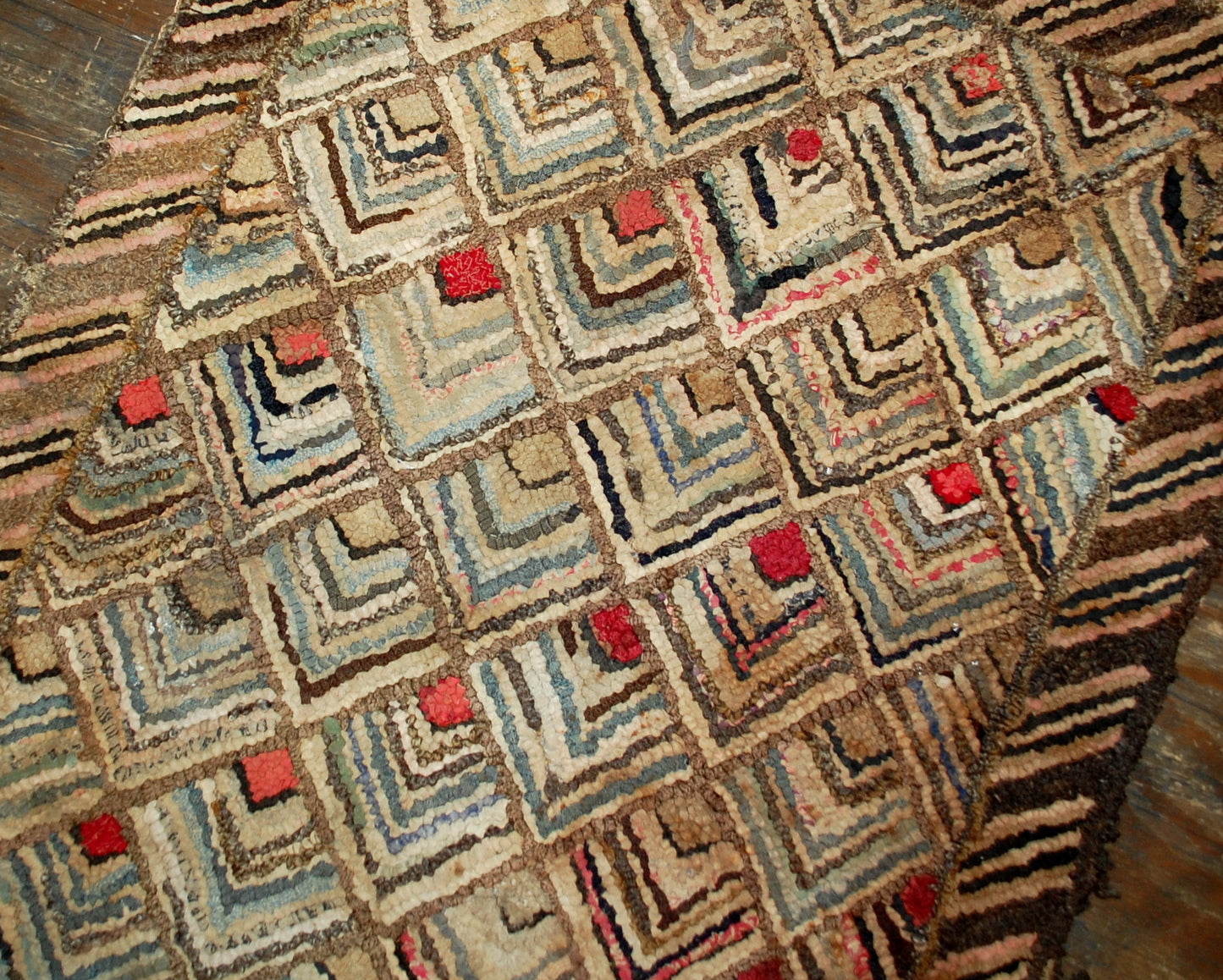 Hand made antique geometric American hooked rug in original good condition. The rug made in geometric design in the beginning of 20th century.