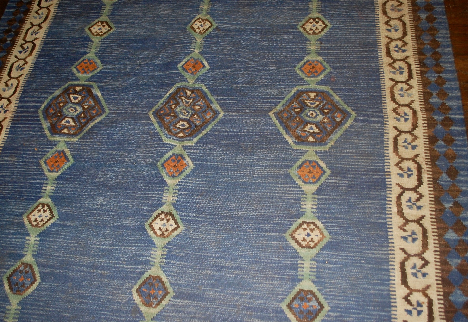 Antique hand made Indian Dhurri kilim in original good condition. It is from the middle of 20th century, made in tribal design.