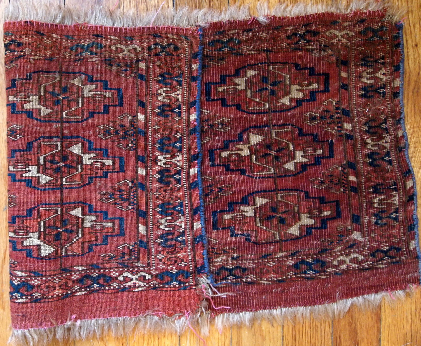 Handmade antique Turkmen Tekke Torba rug 1860s