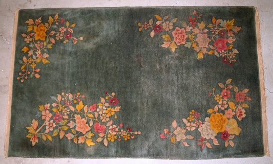 Handmade antique Art Deco Chinese rug 1920s