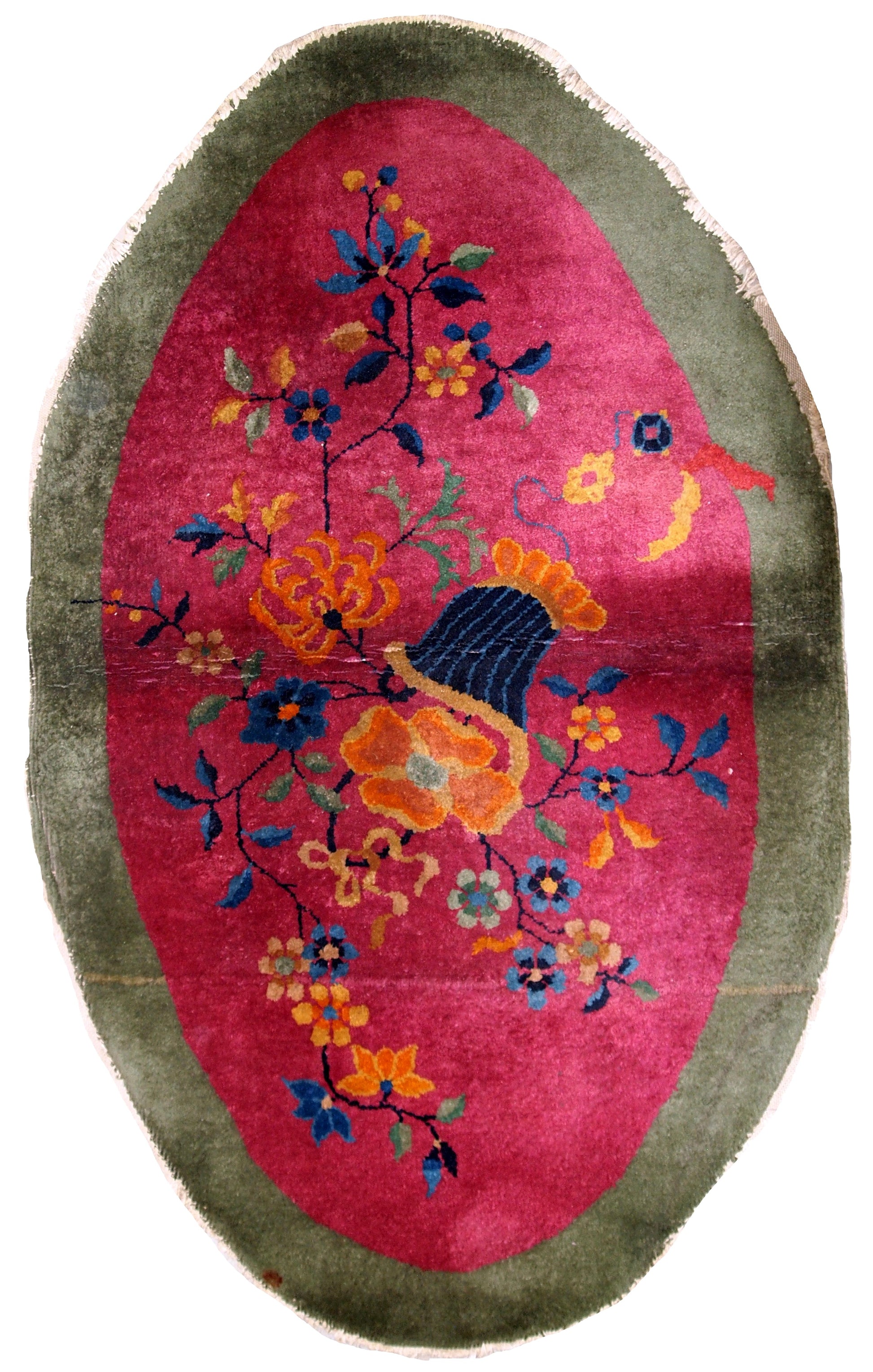 Handmade antique oval Art Deco Chinese rug 1920s