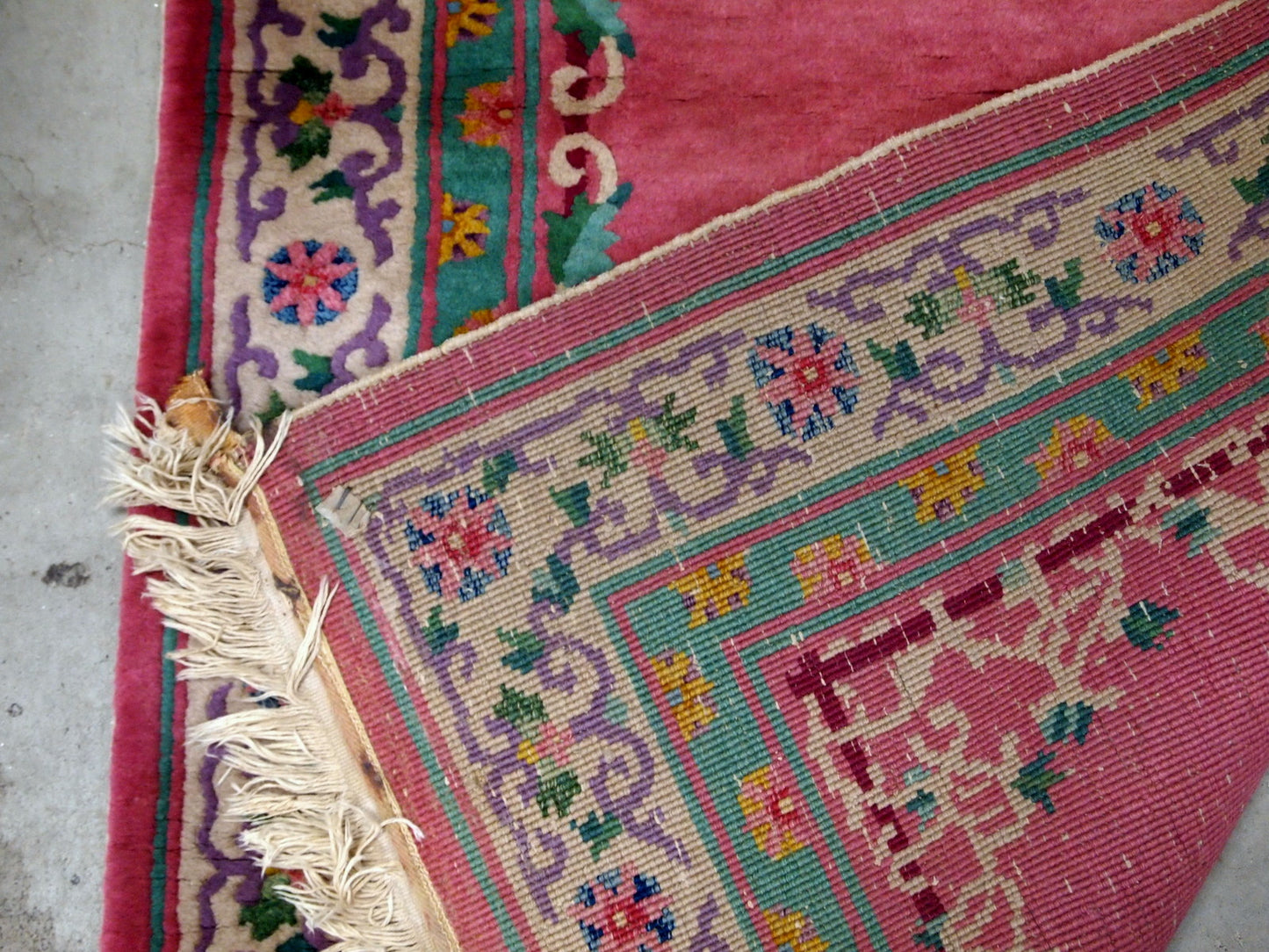 Handmade antique Art Deco Chinese rug 1930s