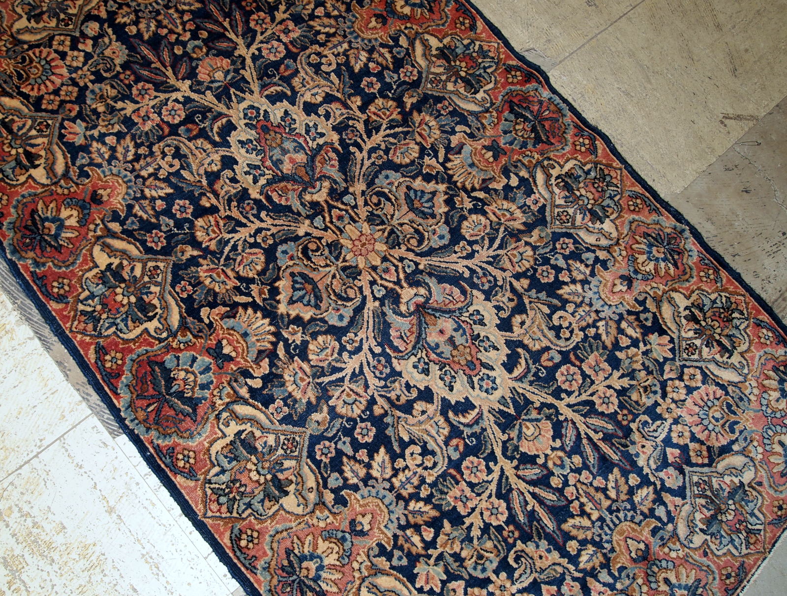 Handmade antique Persian Kerman rug 1920s