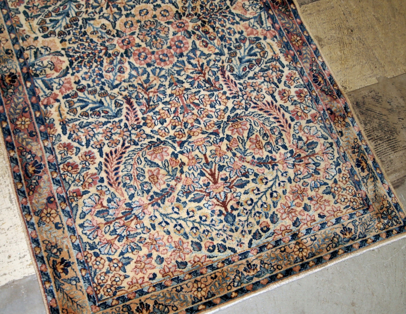 Handmade antique Persian Kerman rug 1920s