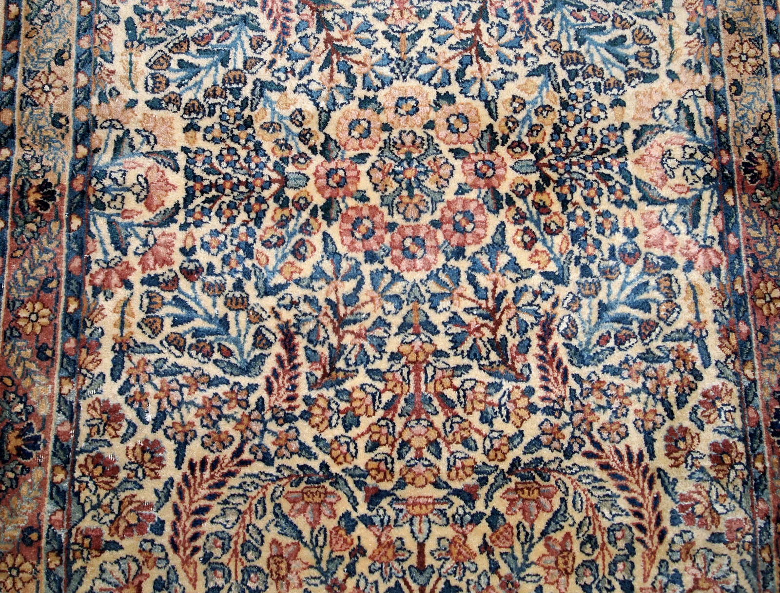 Handmade antique Persian Kerman rug 1920s