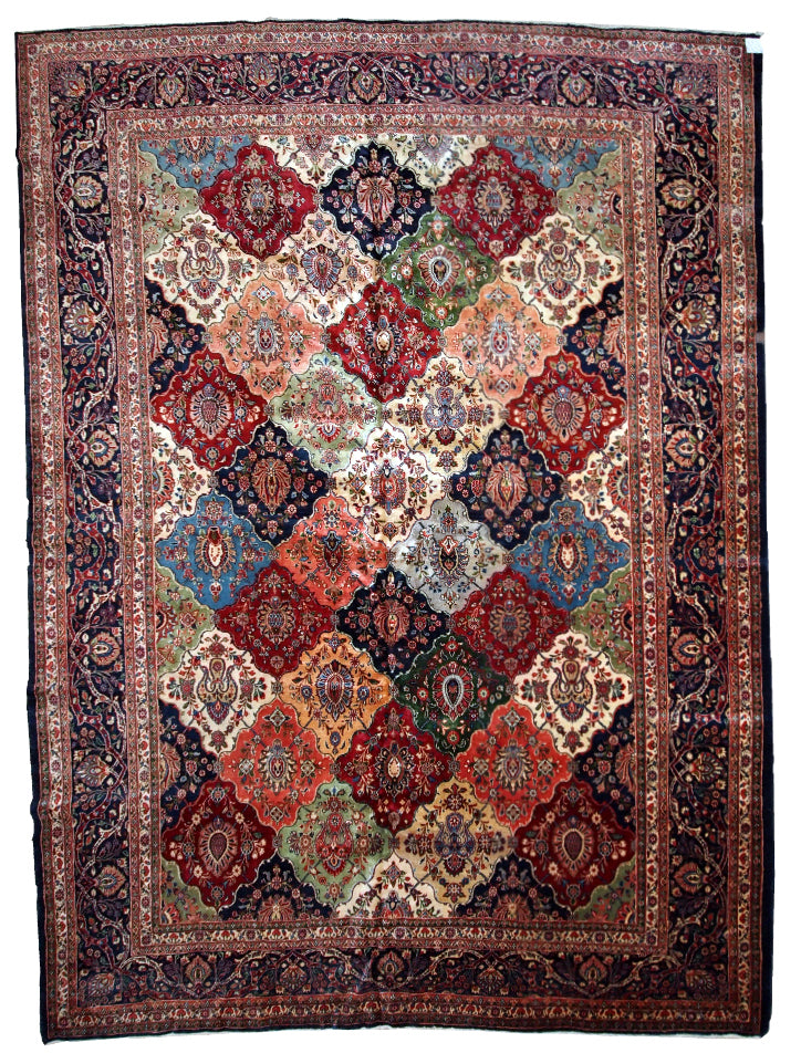 Handmade antique Persian Kashan rug 1910s