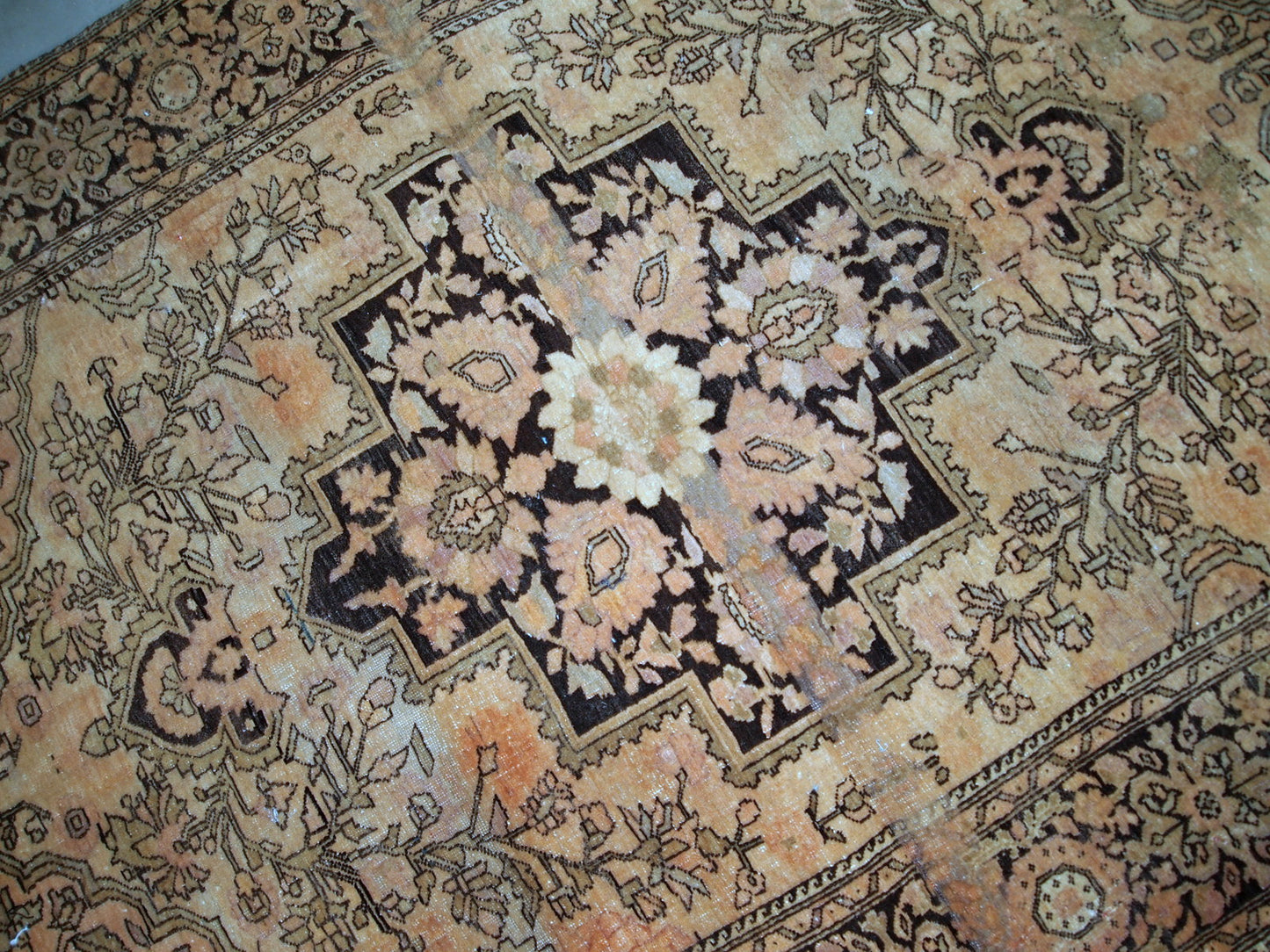 Handmade antique Persian Sarouk Farahan 1880s
