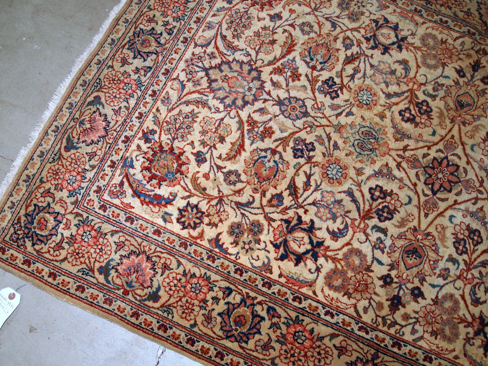 Handmade antique Persian Kashan rug, 1910s