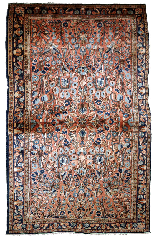 Handmade antique Persian Sarouk rug, 1920s