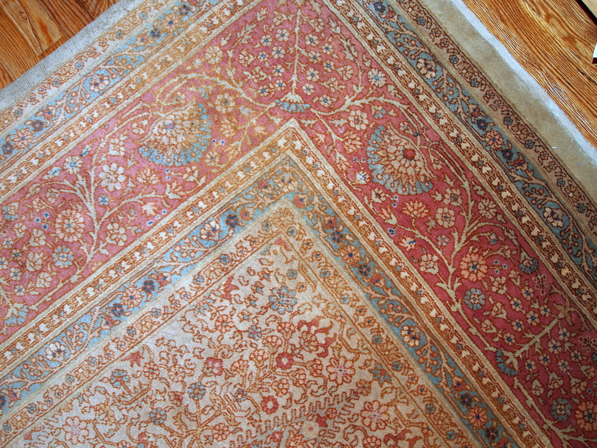 Handmade antique Turkish SIvas woolen rug in beige color. The rug is from the beginning of 20th century in original good condition.
