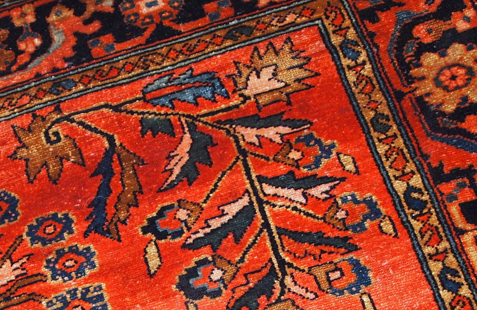 Handmade antique Persian Lilihan rug, 1920s