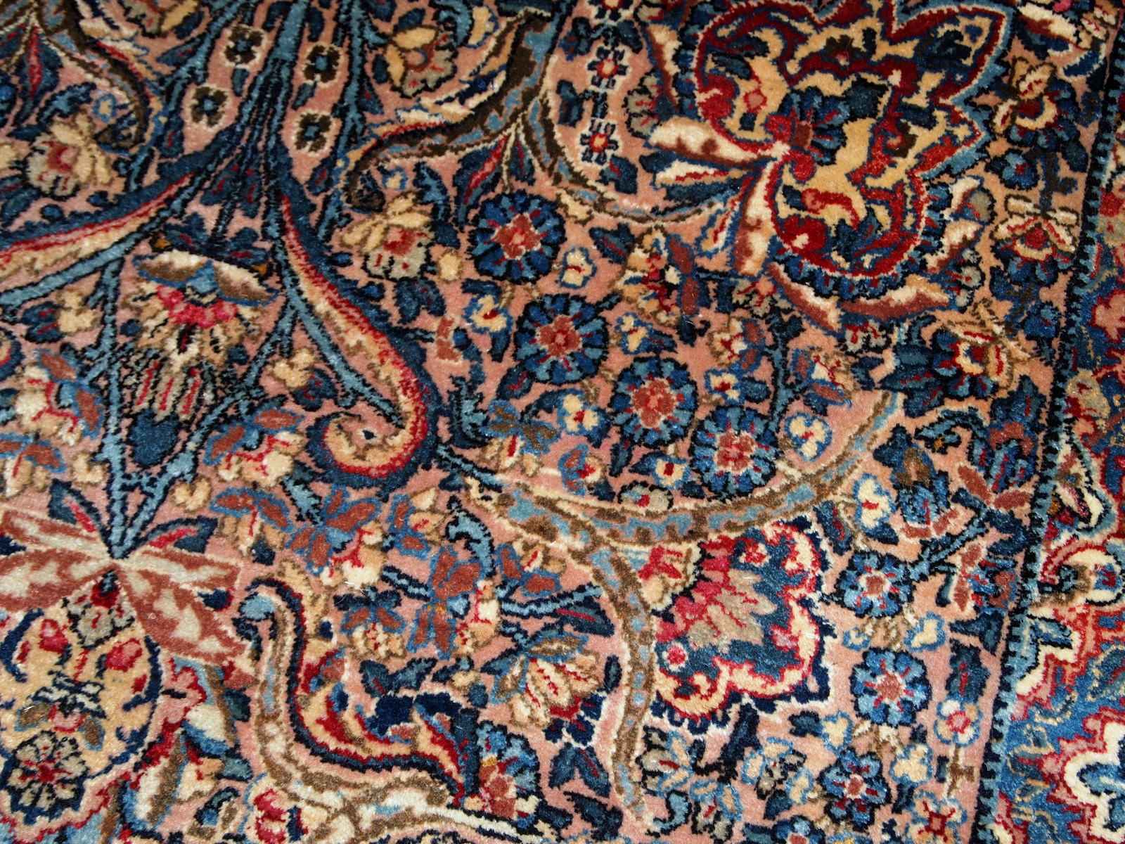 Handmade antique Persian Kerman rug, 1920s