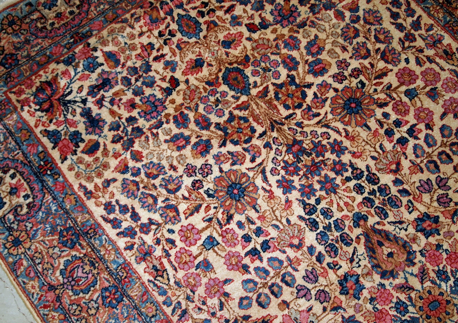 Handmade antique Persian Kerman rug, 1920s
