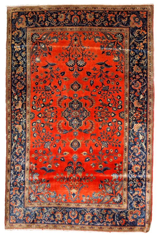 Handmade antique Persian Sarouk rug, 1920s