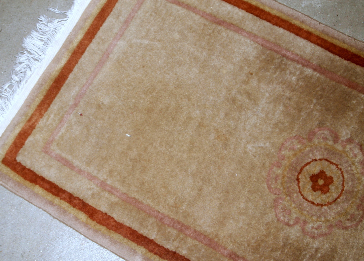 Handmade vintage Chinese rug 1970s