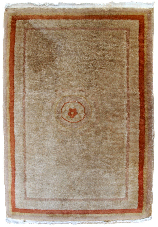Handmade vintage Art Deco Chinese rug 1970s