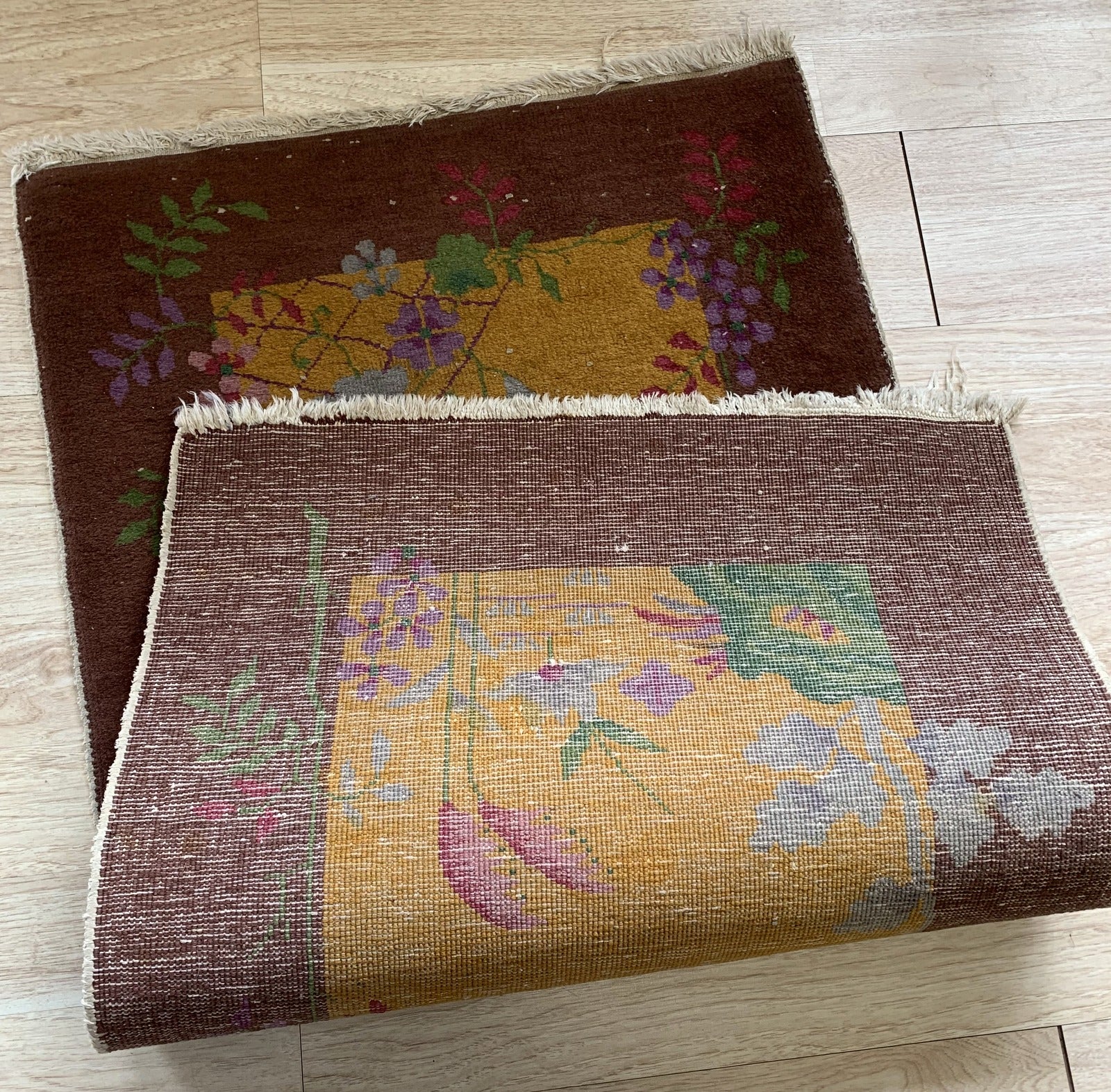 Handmade antique Art Deco Chinese rug 1920s