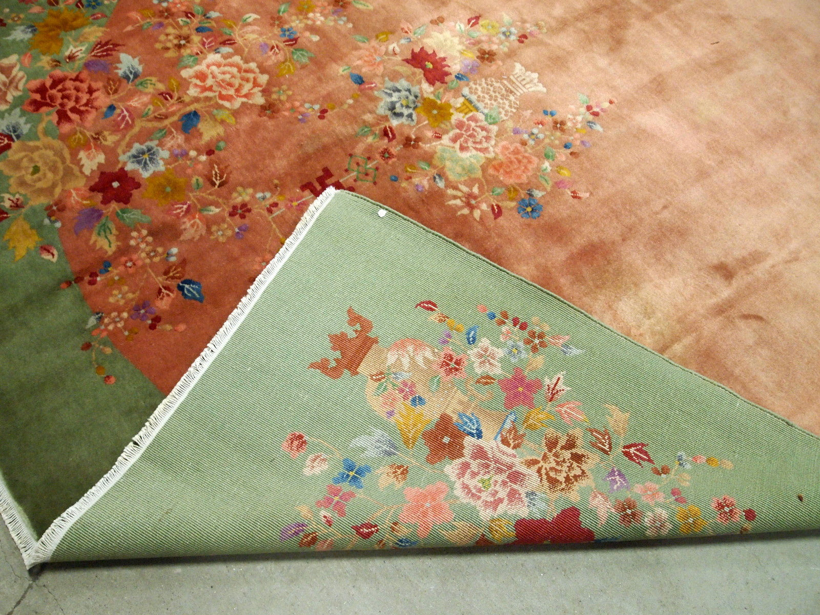 Handmade antique Art Deco Chinese rug 1920s