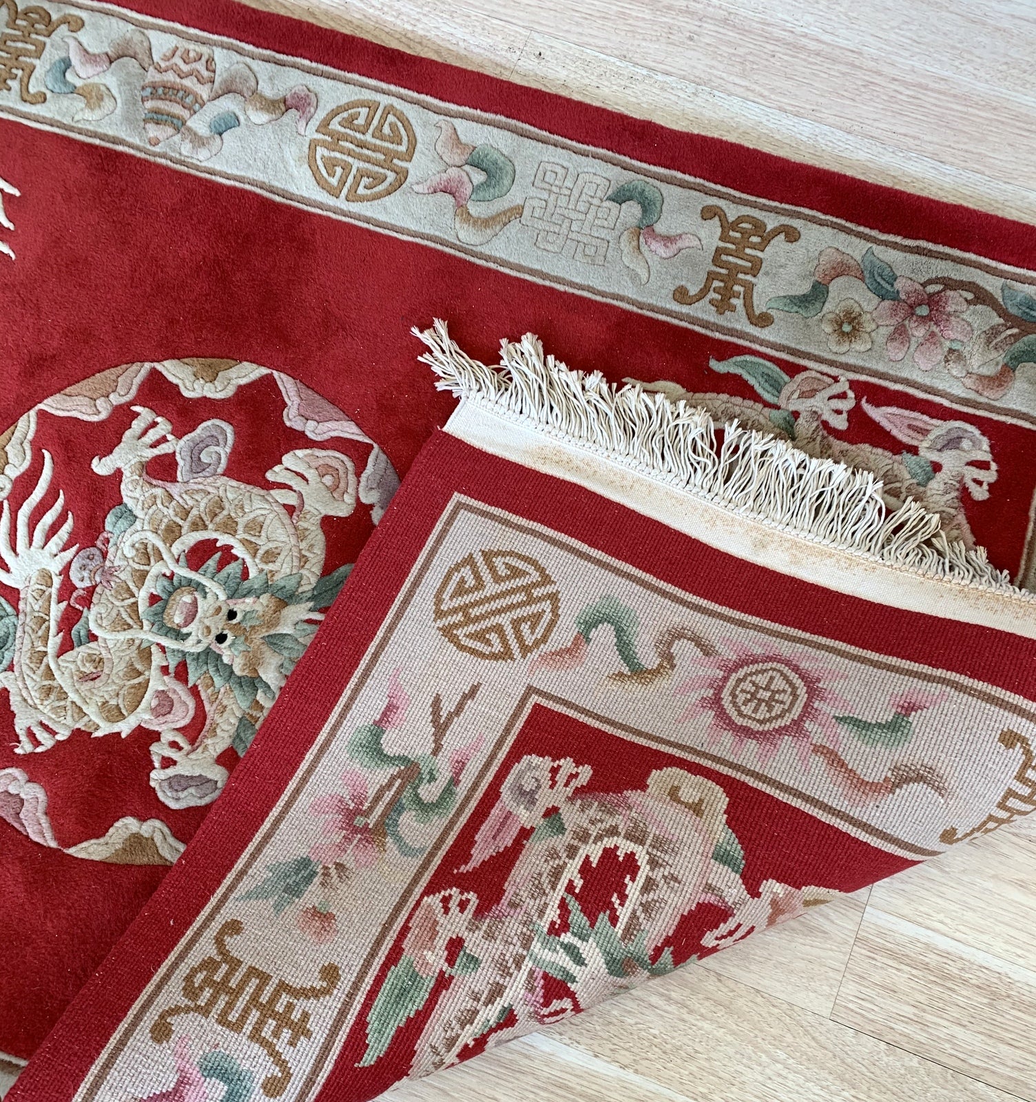 Handmade vintage Art Deco Chinese rug 1960s