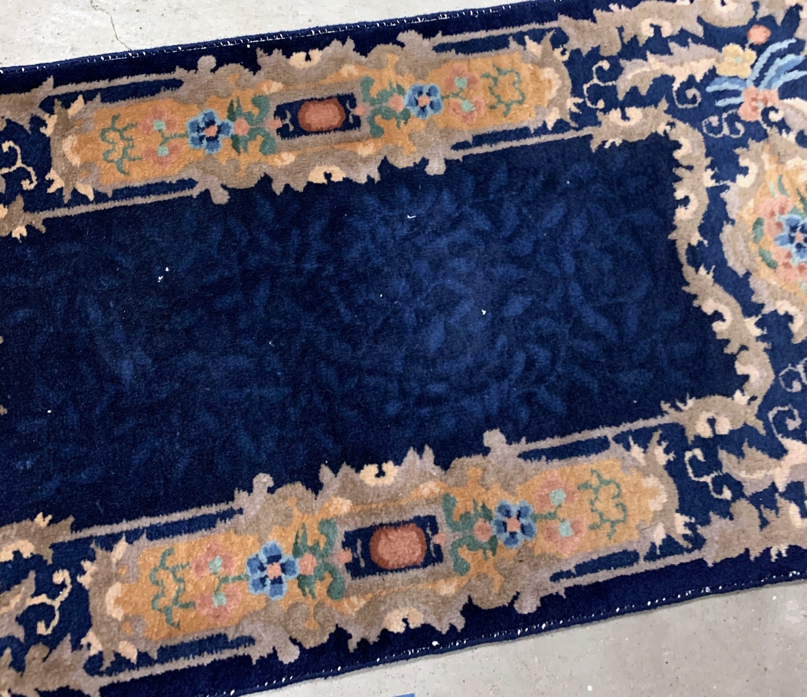 Handmade antique Art Deco Chinese rug in blue shade. The rug is from the beginning of 20th century in original good condition. 