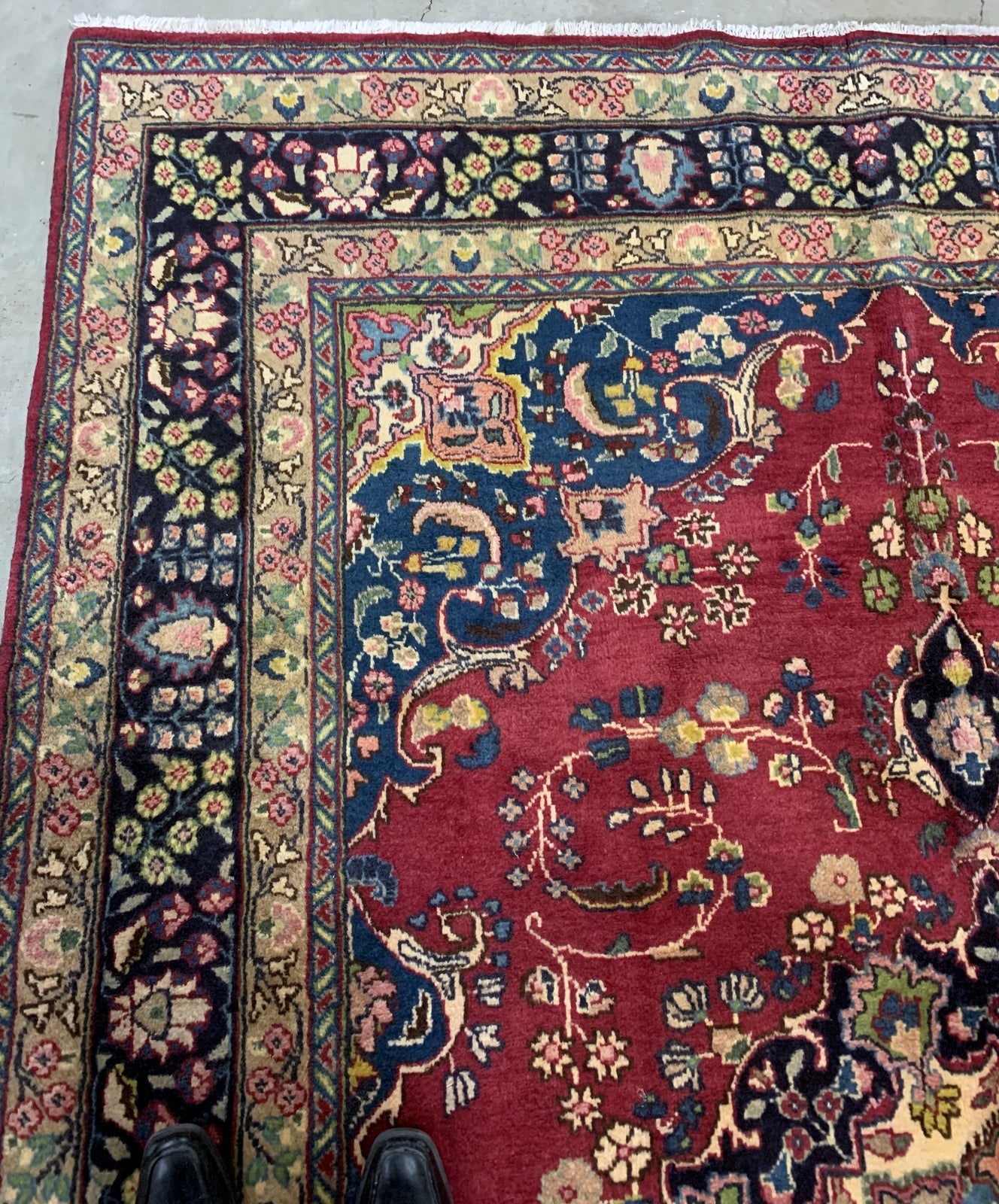 Handmade vintage Middle Eastern rug in traditional design. The rug is from the middle of 20th century in original good condition.