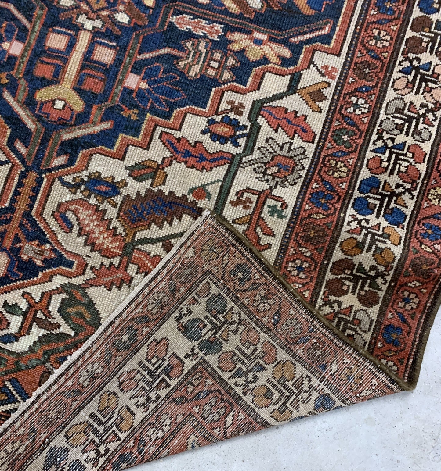 Handmade antique Persian Malayer rug 1920s