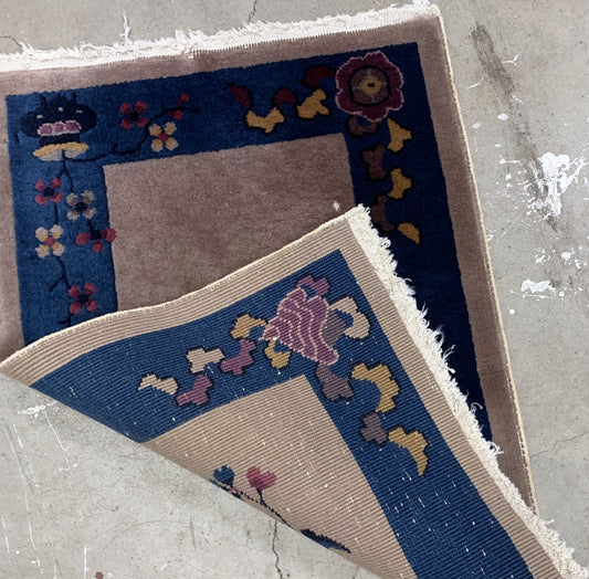Handmade antique Art Deco Chinese rug 1920s