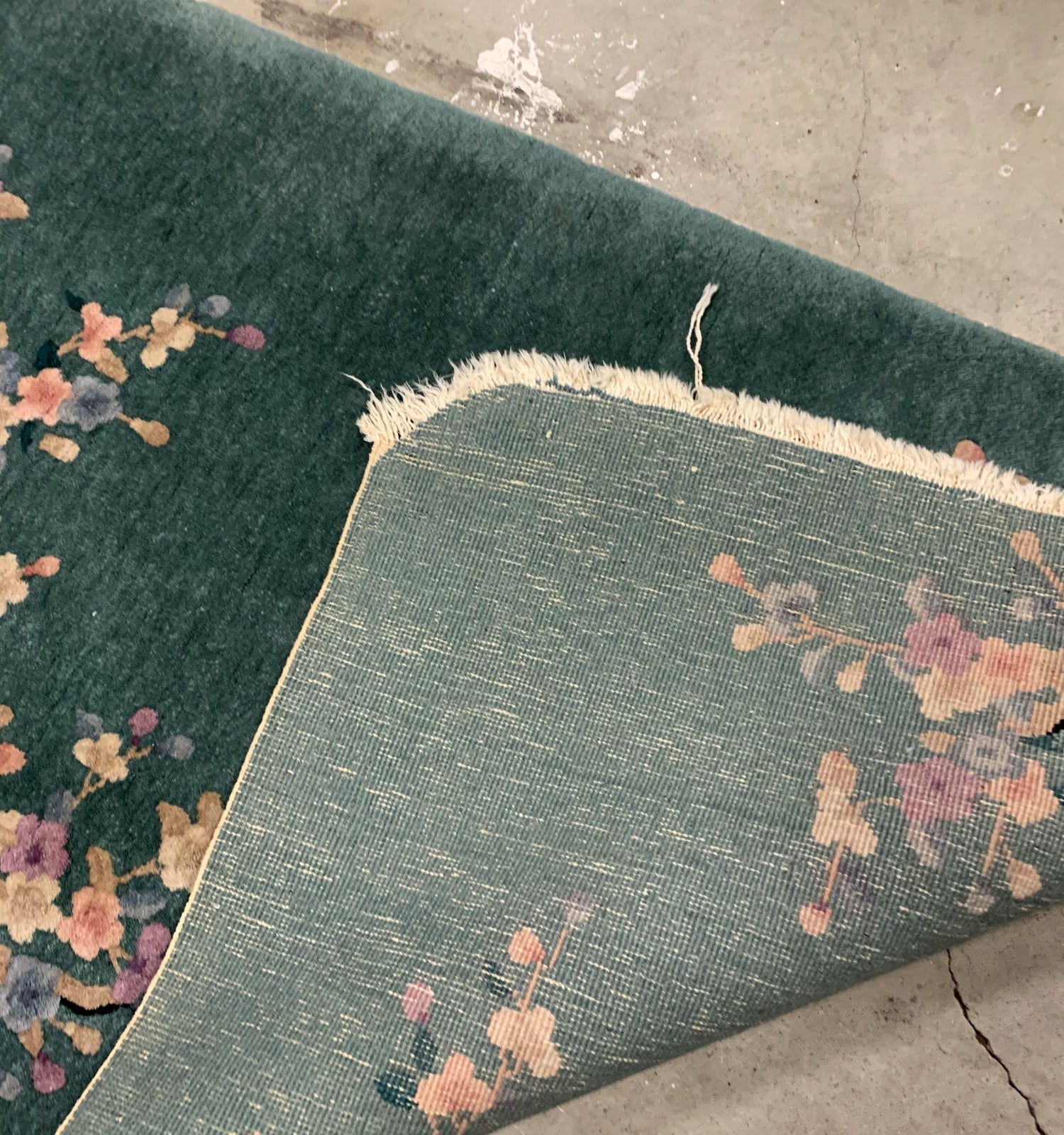 Handmade antique Art Deco Chinese rug 1920s