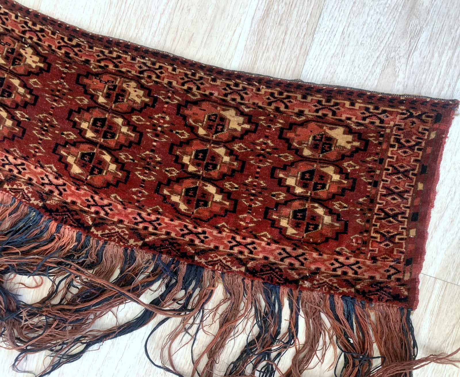Handmade antique Turkmen Tekke rug in original good condition. The rug has been made in the end of 19th century in Turkmenistan. All dyes on the rug are natural. This rug is collectible piece.